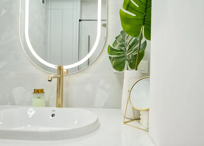 Pastel 47 By Housine Zator