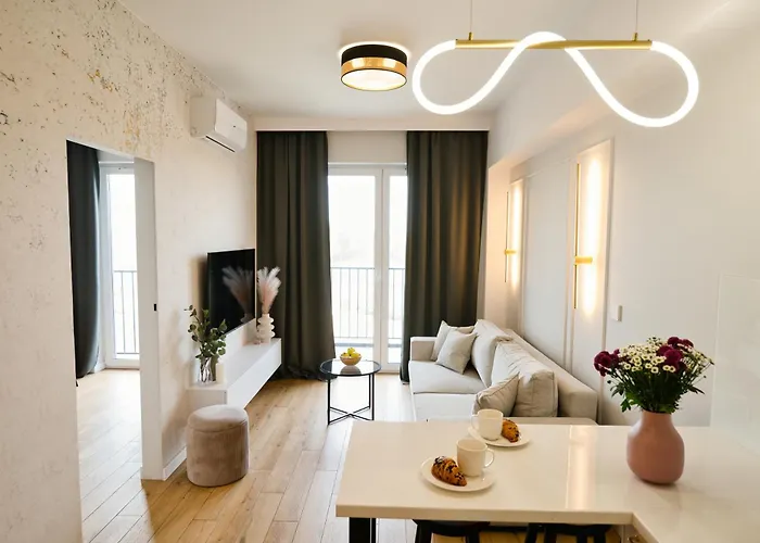 Pastel 47 By Housine Zator